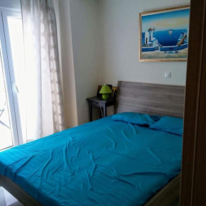 Cozy 1 bedroom apartment with a view to the pool close to the beach!